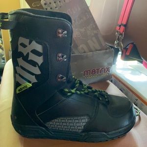 M8trix snowboard boots